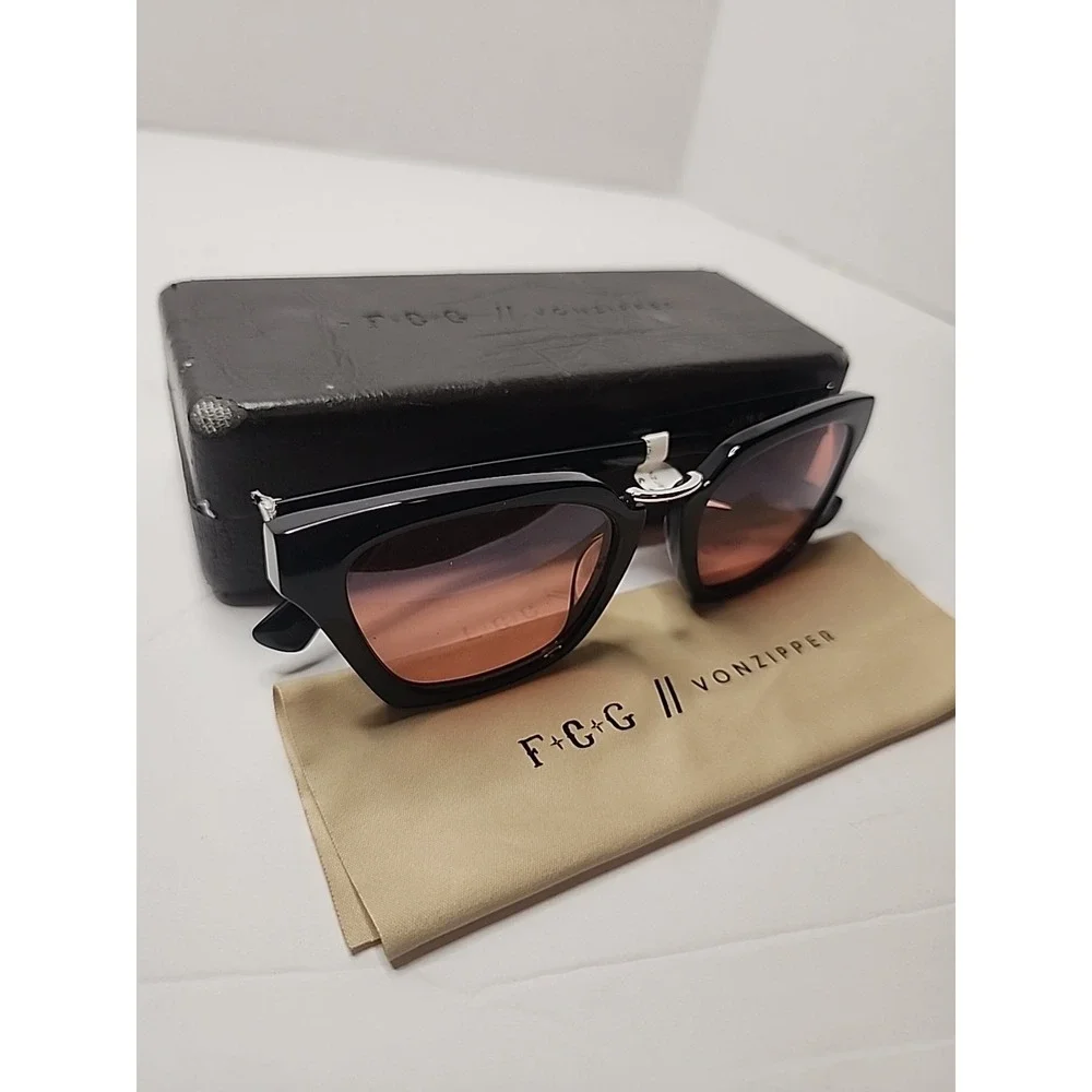 VonZipper Jinx Sunglasses Black‎ with Rose Amber Gradient Lenses Cat Eye